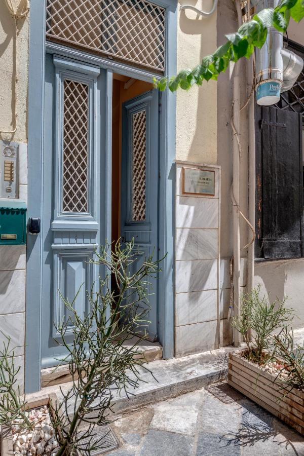 Theogonia Apartment Ermoupoli Ngoại thất bức ảnh